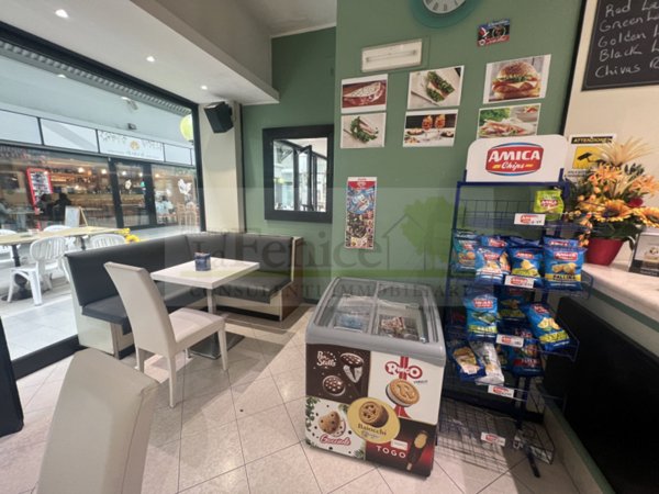 negozio in vendita a Castiglione delle Stiviere