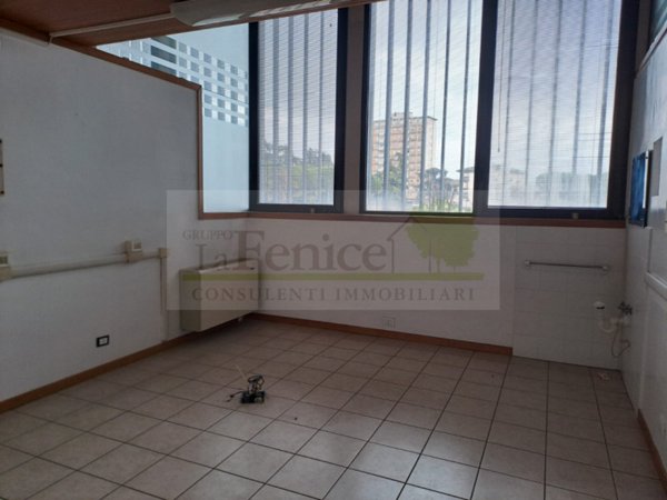 ufficio in vendita a Castiglione delle Stiviere