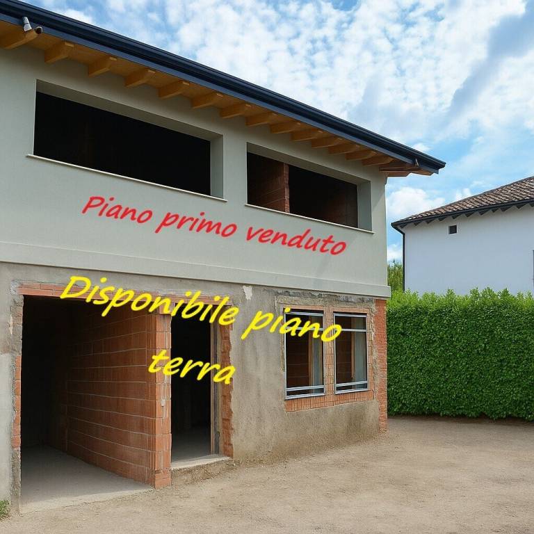 appartamento in vendita a Castiglione delle Stiviere in zona Gozzolina