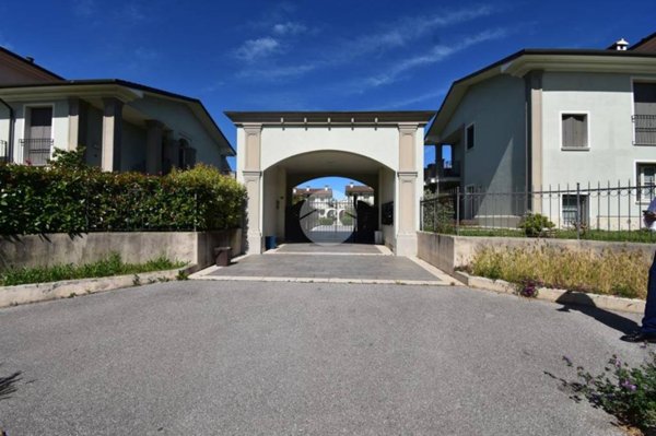 casa indipendente in vendita a Castiglione delle Stiviere