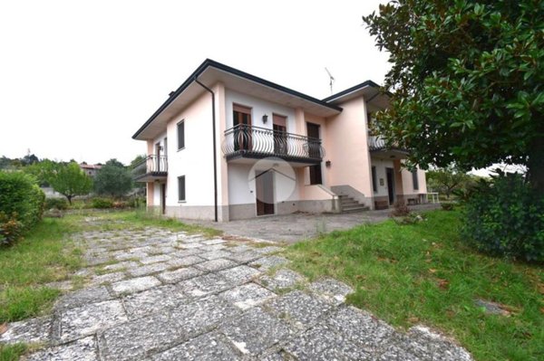 casa indipendente in vendita a Castiglione delle Stiviere