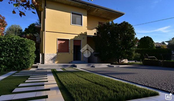 casa indipendente in vendita a Castiglione delle Stiviere