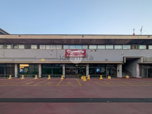 locale commerciale in vendita a Castiglione delle Stiviere