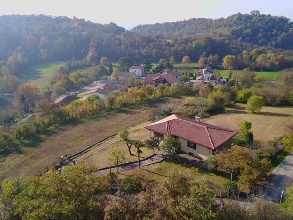 casa indipendente in vendita a Castiglione delle Stiviere