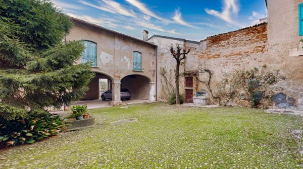casa indipendente in vendita a Castiglione delle Stiviere
