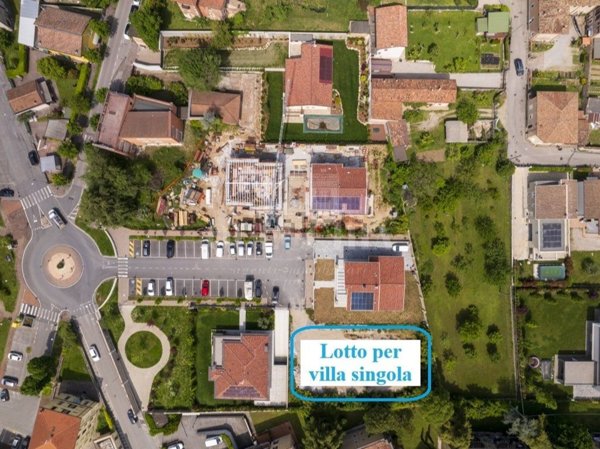 villa in vendita a Castiglione delle Stiviere