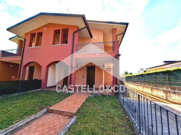 casa indipendente in vendita a Castiglione delle Stiviere