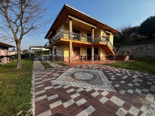 casa indipendente in vendita a Castiglione delle Stiviere