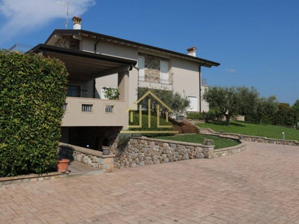 casa indipendente in vendita a Castiglione delle Stiviere in zona Gozzolina