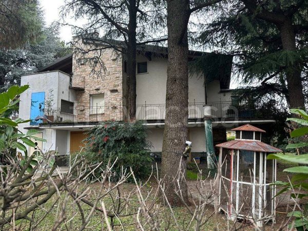 casa indipendente in vendita a Castiglione delle Stiviere