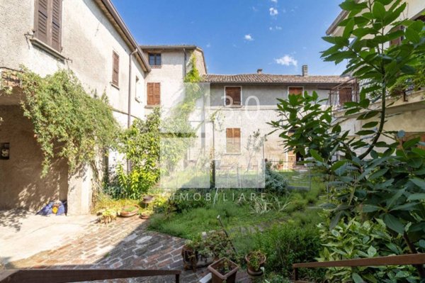 casa indipendente in vendita a Castiglione delle Stiviere