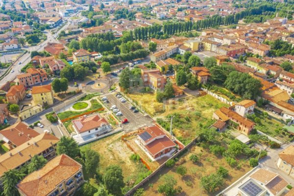casa indipendente in vendita a Castiglione delle Stiviere