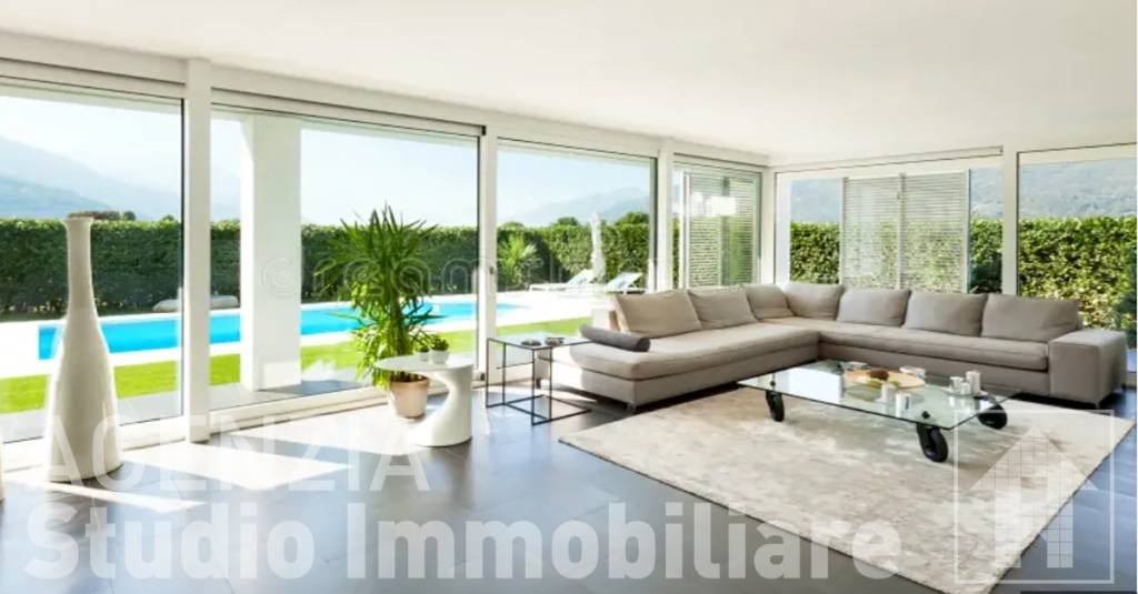 casa indipendente in vendita a Castiglione delle Stiviere