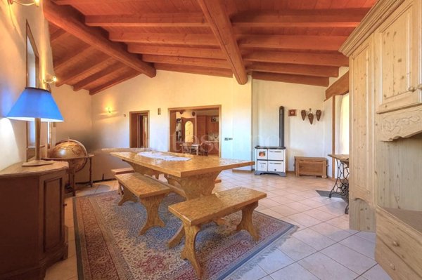 casa indipendente in vendita a Castiglione delle Stiviere