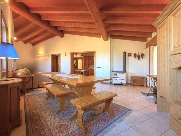casa indipendente in vendita a Castiglione delle Stiviere