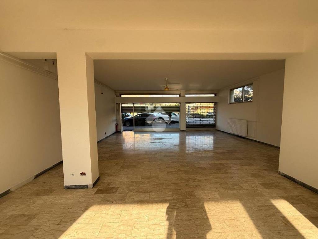 negozio in vendita a Castiglione delle Stiviere