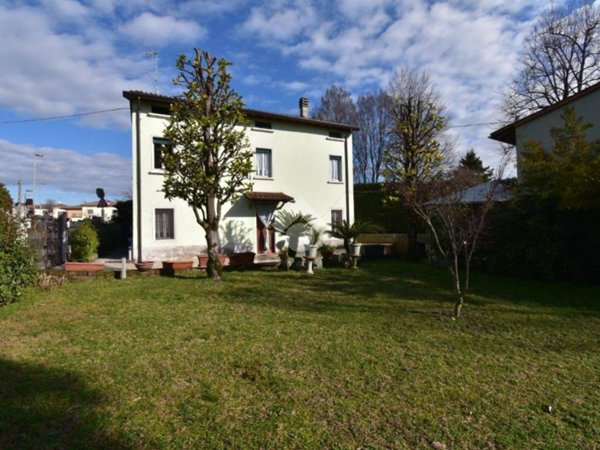 casa indipendente in vendita a Castiglione delle Stiviere