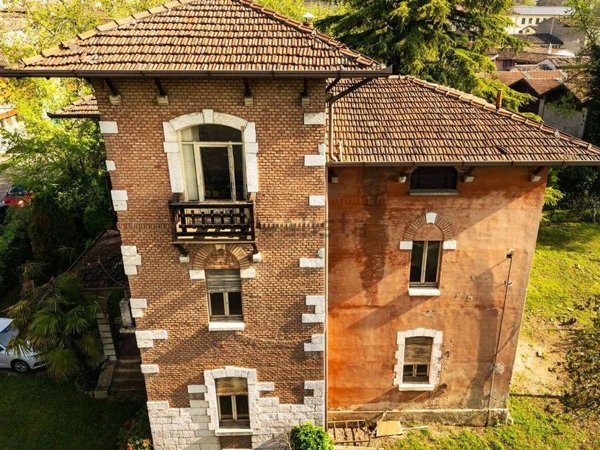 casa indipendente in vendita a Castiglione delle Stiviere