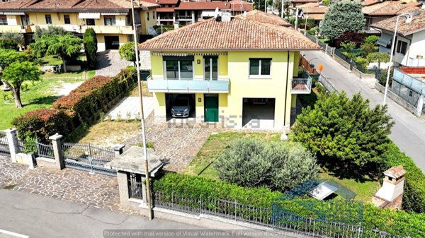 casa indipendente in vendita a Castiglione delle Stiviere