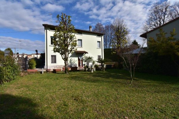 casa indipendente in vendita a Castiglione delle Stiviere