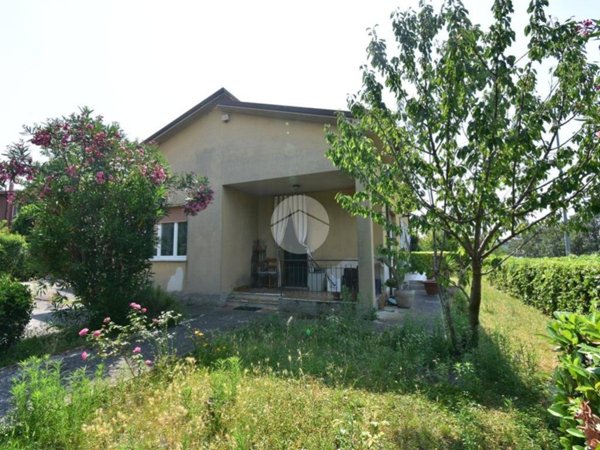 casa indipendente in vendita a Castiglione delle Stiviere