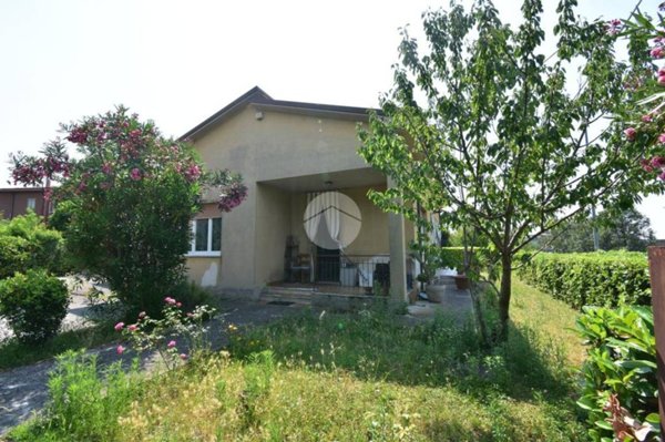 casa indipendente in vendita a Castiglione delle Stiviere