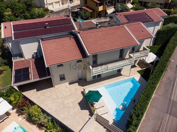 casa indipendente in vendita a Castiglione delle Stiviere