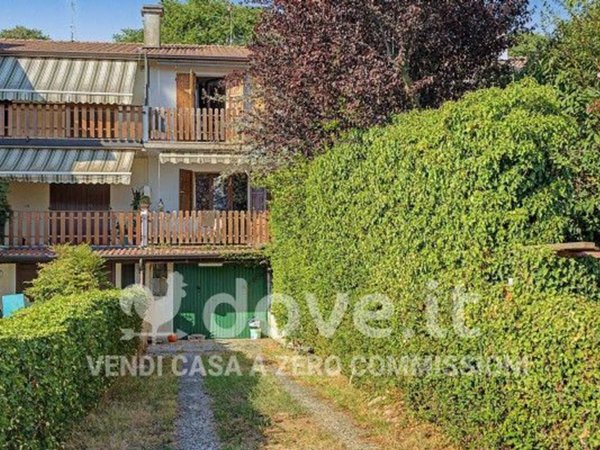 casa indipendente in vendita a Castiglione delle Stiviere
