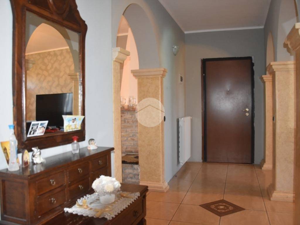 casa indipendente in vendita a Castiglione delle Stiviere in zona San Vigilio