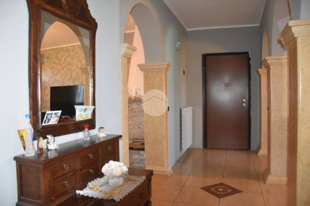 casa indipendente in vendita a Castiglione delle Stiviere in zona San Vigilio