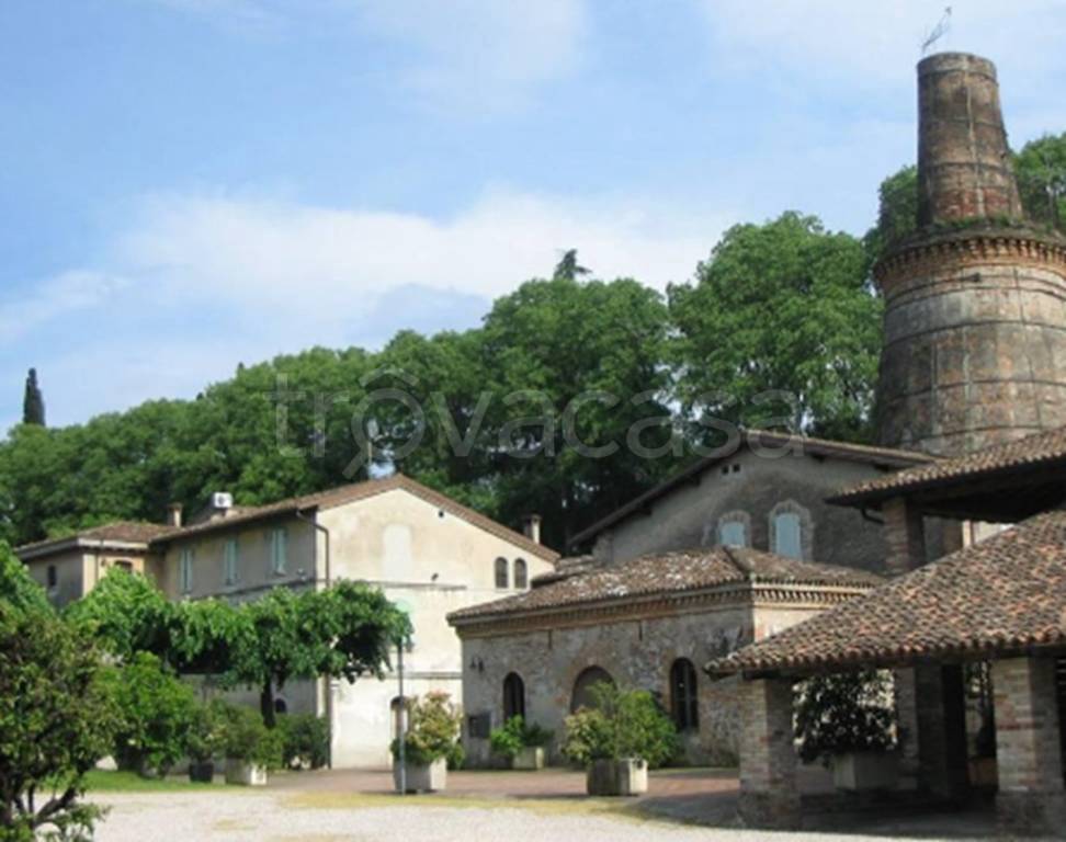 casa indipendente in vendita a Cavriana