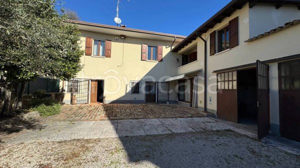 casa indipendente in vendita a Cavriana