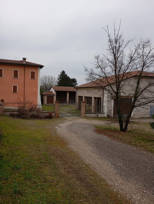 casa indipendente in vendita a Cavriana