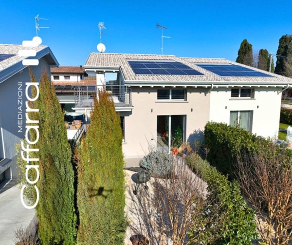 casa indipendente in vendita a Cavriana