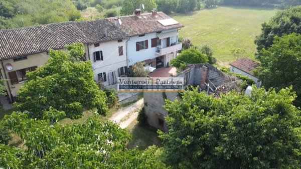 casale in vendita a Cavriana