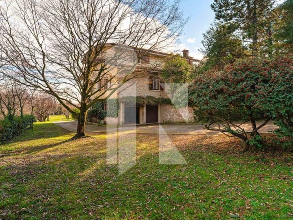 casa indipendente in vendita a Cavriana