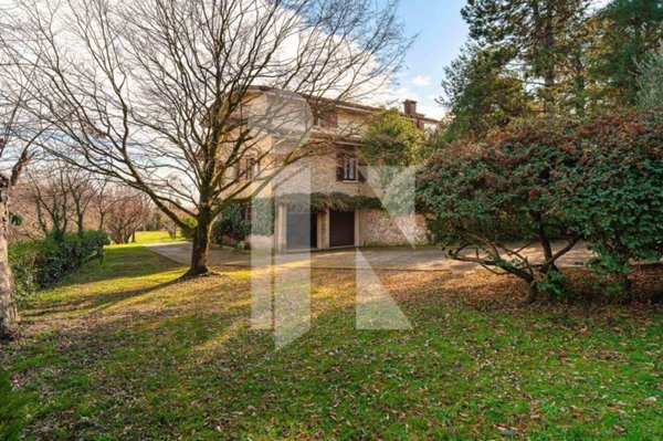 casa indipendente in vendita a Cavriana