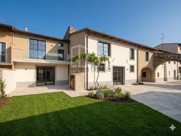 casa indipendente in vendita a Cavriana in zona Campagnolo