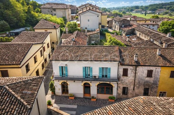 casa indipendente in vendita a Cavriana