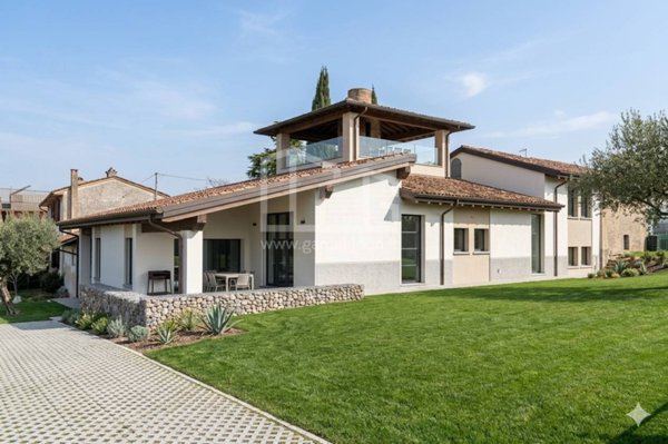 casa indipendente in vendita a Cavriana