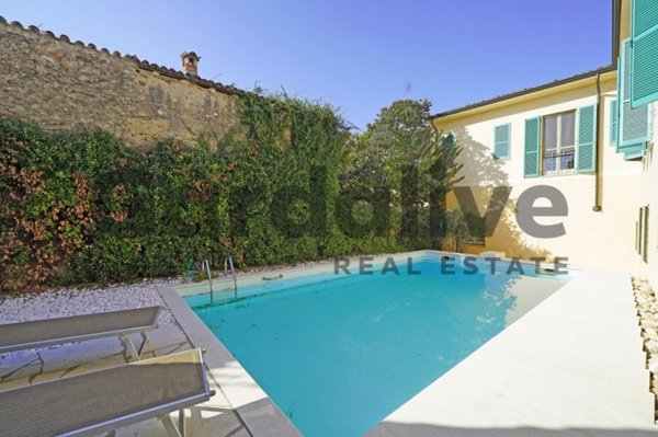 casa indipendente in vendita a Cavriana