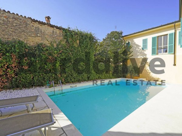 casa indipendente in vendita a Cavriana