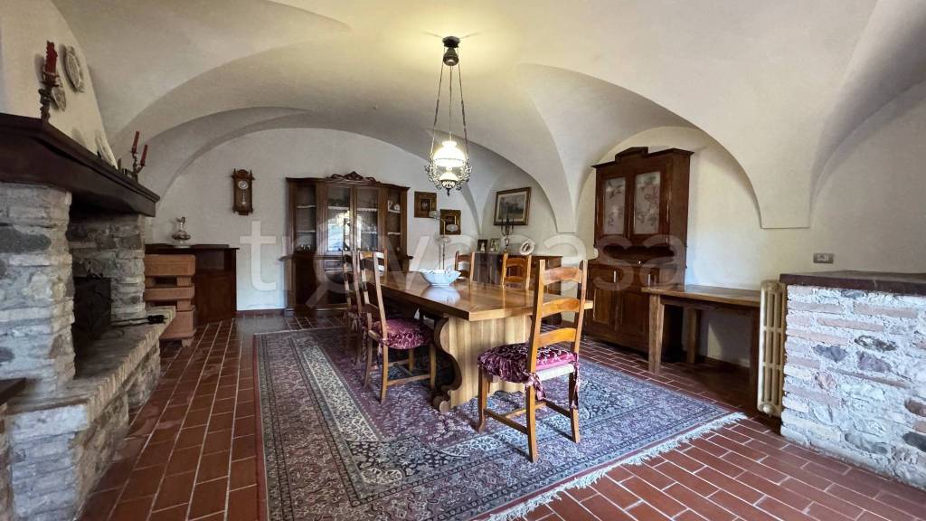 casa indipendente in vendita a Cavriana