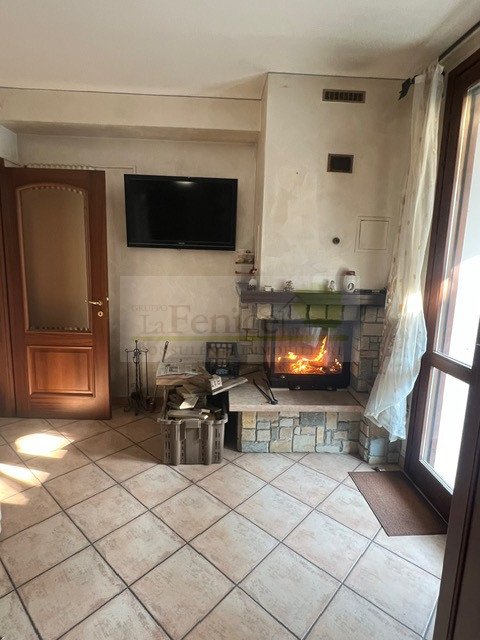 casa indipendente in vendita a Ceresara