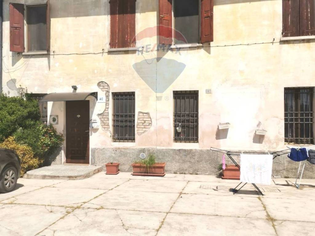 casa indipendente in vendita a Ceresara