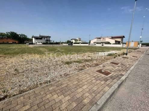 terreno edificabile in vendita a Ceresara