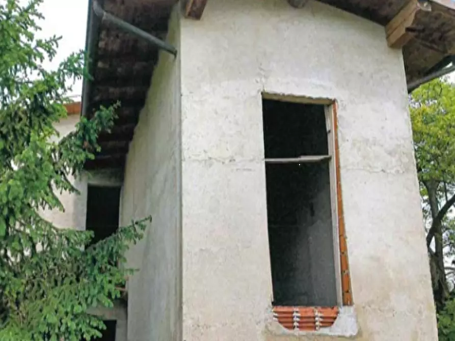 locale di sgombero in vendita a Ceresara