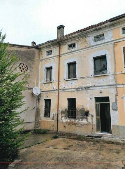casa semindipendente in vendita a Ceresara