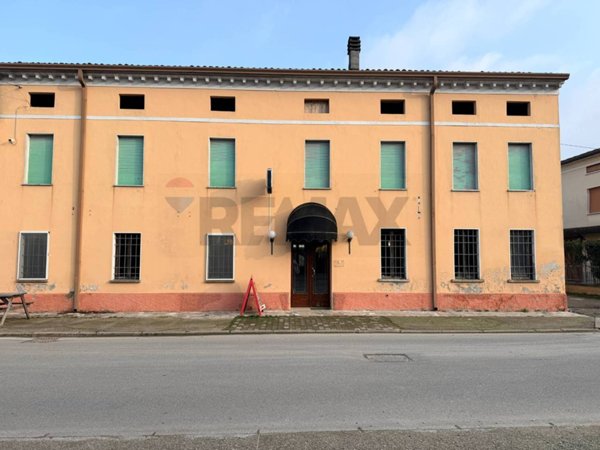 casa indipendente in vendita a Ceresara in zona Villa Cappella