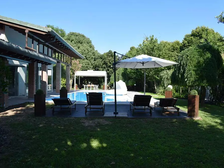 casa indipendente in vendita a Commessaggio